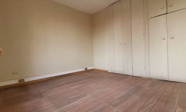 Arriendo Casa 4D2B1E - Las Condes Av Apoquindo