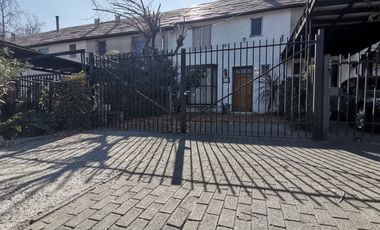 Arriendo Casa 4D2B1E - Las Condes Av Apoquindo