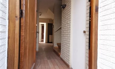 Arriendo Casa 4D2B1E - Las Condes Av Apoquindo