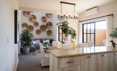 Casa en Venta en San Miguel con Terraza Panorámica y Diseño Contemporáneo