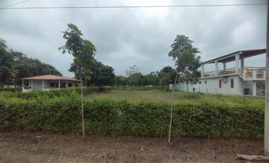 VENDO TERRENO EN LOTIZACION DOS MANGAS