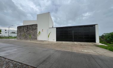 RESIDENCIA NUEVA EN RENTA
