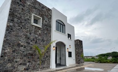 RESIDENCIA NUEVA EN RENTA