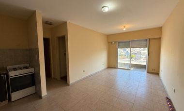 Alquiler departamento 2 ambientes con balcón en Morón