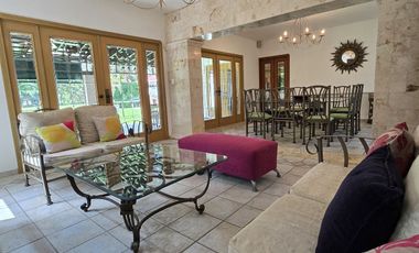 PRECIOSA RESIDENCIA EN EXCLUSIVA PRIVADA LA CEIBA FRENTE A CAMPO DE GOLF.