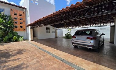 PRECIOSA RESIDENCIA EN EXCLUSIVA PRIVADA LA CEIBA FRENTE A CAMPO DE GOLF.