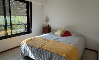 Departamento  Alquiler 2 ambientes con jardin pileta  Tigre centro