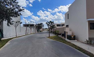 Casa 1 Planta en Conkal, Mérida | Desarrollo con Amenidades