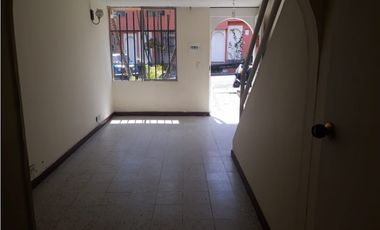 VENDO CASA  DUPLEX EN BELENCITO