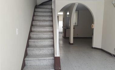 VENDO CASA  DUPLEX EN BELENCITO
