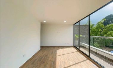 Venta Hermoso Ap Envig Escobero 159 M2 💰1399 Mill