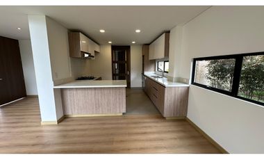 Arriendo Casa Palo de Agua Macarena club house Cota $ 6.000.000