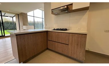 Arriendo Casa Palo de Agua Macarena club house Cota $ 6.000.000