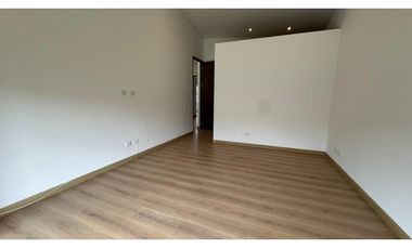 Arriendo Casa Palo de Agua Macarena club house Cota $ 6.000.000