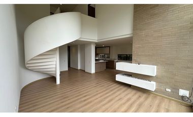 Arriendo Casa Palo de Agua Macarena club house Cota $ 6.000.000