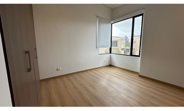 Arriendo Casa Palo de Agua Macarena club house Cota $ 6.000.000