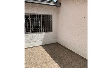 VENDO AMPLIA CASA + APARTAESTUDIO EN GUAYABA