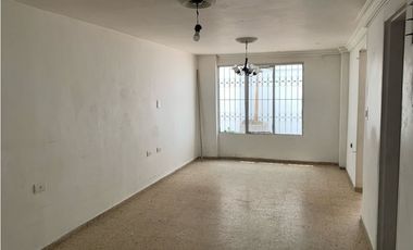 VENDO AMPLIA CASA + APARTAESTUDIO EN GUAYABA