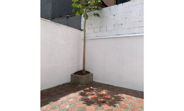 VENDO AMPLIA CASA + APARTAESTUDIO EN GUAYABA