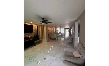 SE VENDE CASA BARRIO LOS CORTIJOS