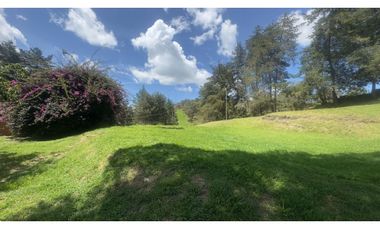 Lote en venta para desarrollar un proyecto de 16 lotes en el retiroLDC