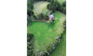 Lote en venta para desarrollar un proyecto de 16 lotes en el retiroLDC