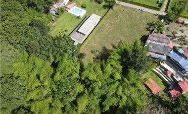 Se vende lote cerca al aeropuerto Tebaida, Quindio.