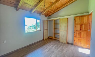 CASA EN RENTA CERCA DE COLEGIOS EN ACATITLAN, VALLE DE BRAVO