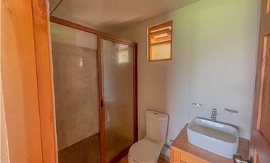 CASA EN RENTA CERCA DE COLEGIOS EN ACATITLAN, VALLE DE BRAVO