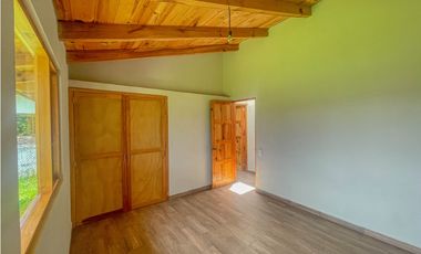 CASA EN RENTA CERCA DE COLEGIOS EN ACATITLAN, VALLE DE BRAVO