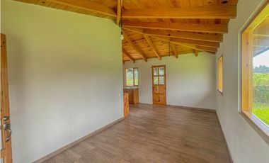 CASA EN RENTA CERCA DE COLEGIOS EN ACATITLAN, VALLE DE BRAVO