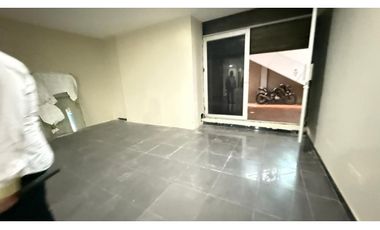 Centro de Guayaquil, Local Comercial en Renta, 114.21m2, 1 Ambiente