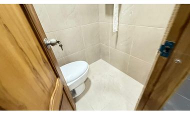 Centro de Guayaquil, Local Comercial en Renta, 114.21m2, 1 Ambiente