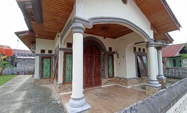 Dijual Rumah di Jl Rowo Sari depan kampus PCR Rumbai