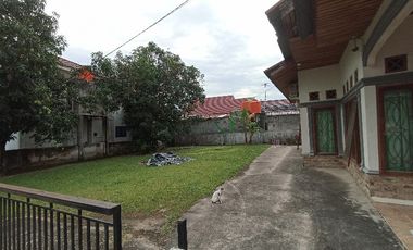Dijual Rumah di Jl Rowo Sari depan kampus PCR Rumbai