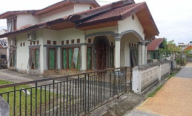 Dijual Rumah di Jl Rowo Sari depan kampus PCR Rumbai