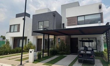 VENTA DE CASA MODELO ARCE EN RESIDENCIAL LA ESCONDIDA EN OCOYOACAC