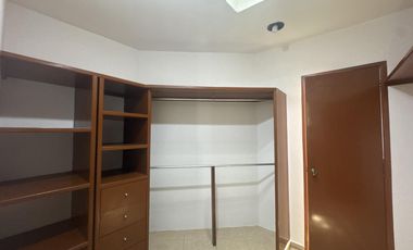 CASA EN VENTA EN BLVD PRINCIPAL EN PLAYAS DEL CONCHAL