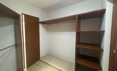 CASA EN VENTA EN BLVD PRINCIPAL EN PLAYAS DEL CONCHAL