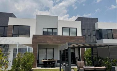 VENTA DE CASA MODELO ARCE EN RESIDENCIAL LA ESCONDIDA EN OCOYOACAC