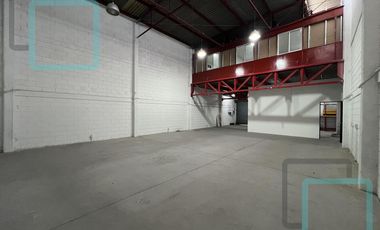 BODEGA INDUSTRIAL EN RENTA BERNARDO REYES ZONA MONTERREY