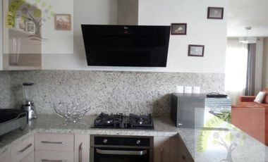 CASA SUSANA EN CONDOMINIO EN RENTA AMUEBLADA REAL DEL BOSQUE CORREGIDORA