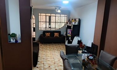 Casa la Venta en Ramon Carcamo, Cercado de Lima