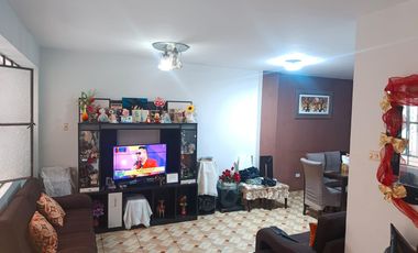 Casa la Venta en Ramon Carcamo, Cercado de Lima
