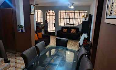 Casa la Venta en Ramon Carcamo, Cercado de Lima