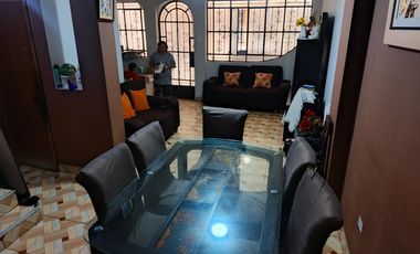 Casa la Venta en Ramon Carcamo, Cercado de Lima
