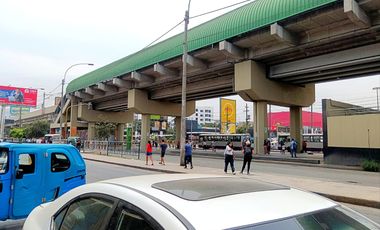 Departamento a la Venta en SJL cerca a la estacion del Tren