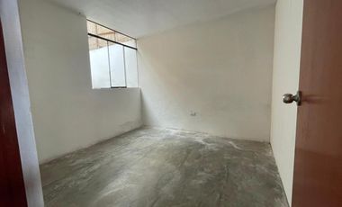 Terreno Con Casa Rústica En Venta En Ventanilla: Tu Proyecto, Tu Estilo