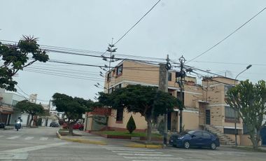 Casa a la Venta como Terreno