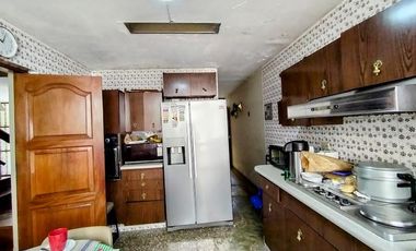 Casa a laVenta en Av. Higuereta Santiago de Surco